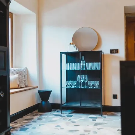 Koci Sen Villa *